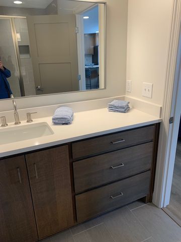 326 W Main St Apt 1, Lebanon, TN 37087