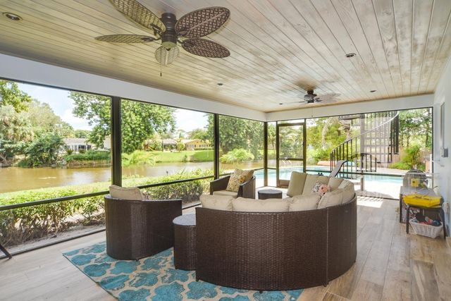 110 SW 11th Avenue, Boca Raton, FL 33486