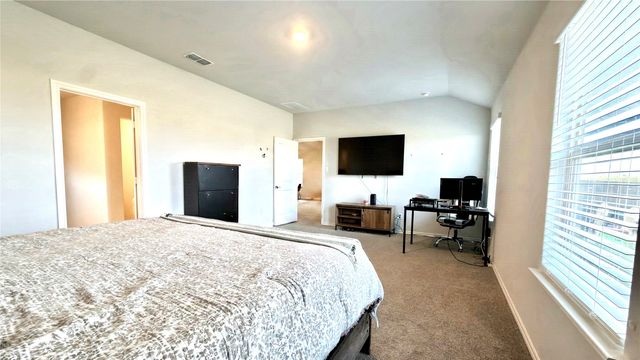 16628 Hay Valley Drive, Justin, TX 76247