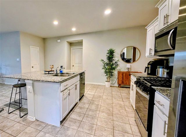 16628 Hay Valley Drive, Justin, TX 76247