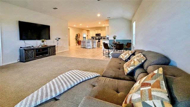 16628 Hay Valley Drive, Justin, TX 76247