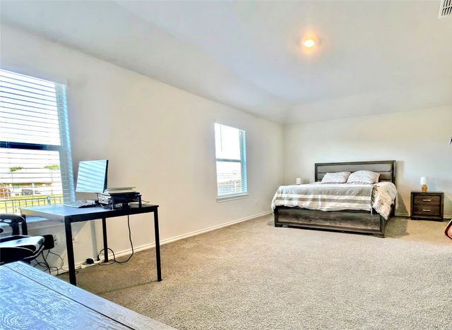 16628 Hay Valley Drive, Justin, TX 76247