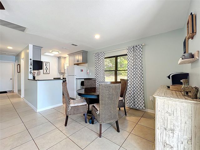 1617 LAKE NETTIE COURT, Eustis, FL 32726