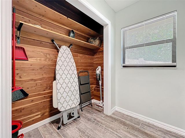 1617 LAKE NETTIE COURT, Eustis, FL 32726