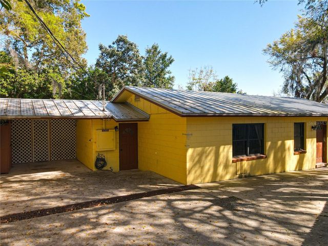 1617 LAKE NETTIE COURT, Eustis, FL 32726