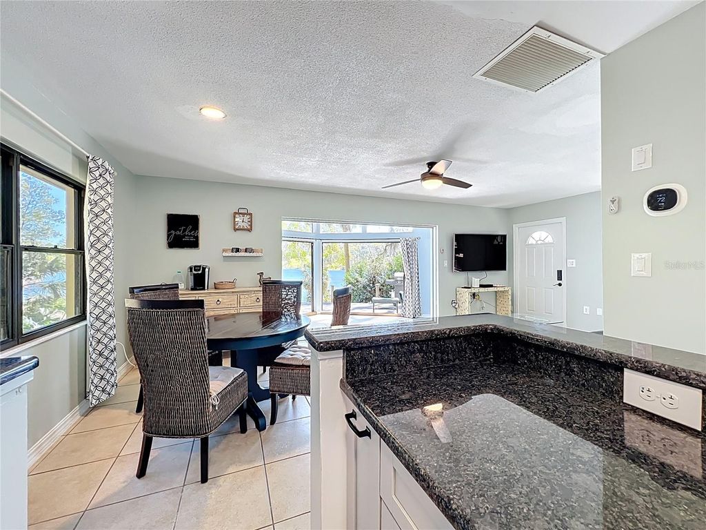 Image 23 of property listing at 1617 LAKE NETTIE COURT, Eustis, FL 32726