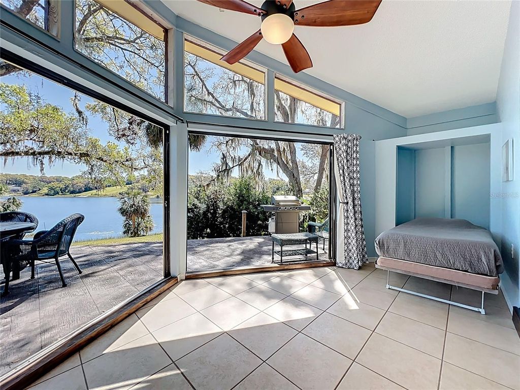 Image 9 of property listing at 1617 LAKE NETTIE COURT, Eustis, FL 32726