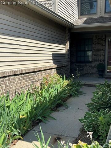 45125 Horseshoe Circle 52, Canton Charter Township, MI 48187