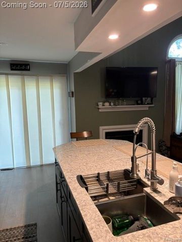 45125 Horseshoe Circle 52, Canton Charter Township, MI 48187