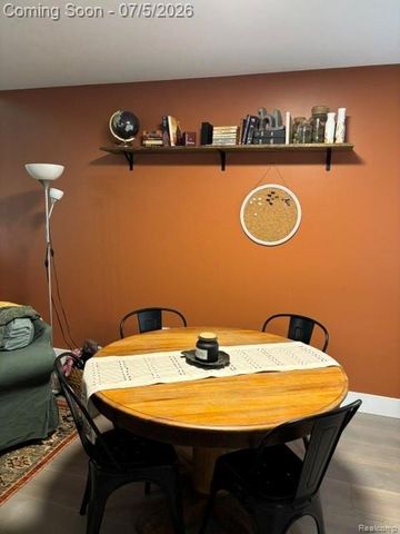 45125 Horseshoe Circle 52, Canton Charter Township, MI 48187