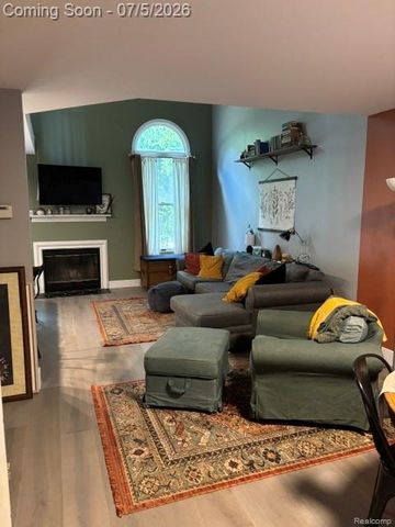 45125 Horseshoe Circle 52, Canton Charter Township, MI 48187