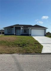 2914 24th ST SW, Lehigh Acres, FL 33976