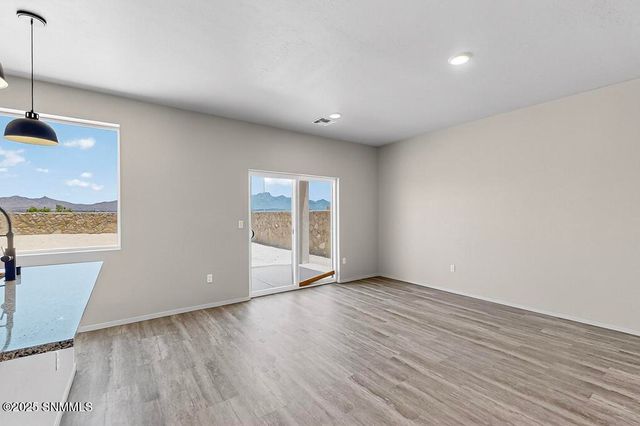 2044 Meteor Street, Las Cruces, NM 88012