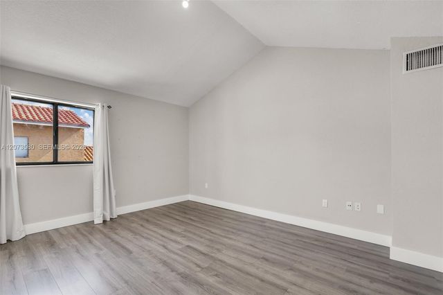 2775 W 62nd Street 206, Hialeah, FL 33016