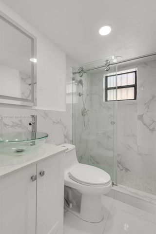 2775 W 62nd Street 206, Hialeah, FL 33016