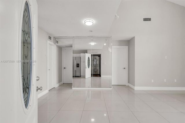 2775 W 62nd Street 206, Hialeah, FL 33016