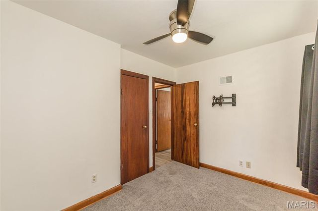 6962 Sutherland Avenue, St Louis, MO 63109