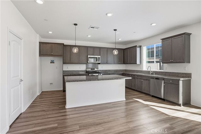 27531 Mountainside, Menifee, CA 92584