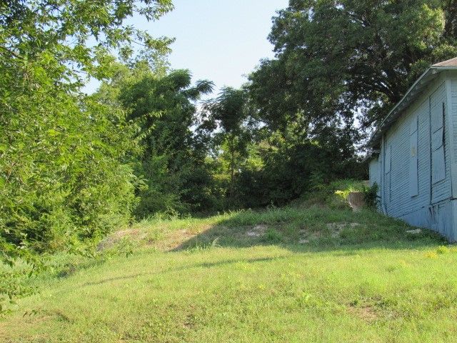 1402 Hutchins Avenue, Dallas, TX 75203
