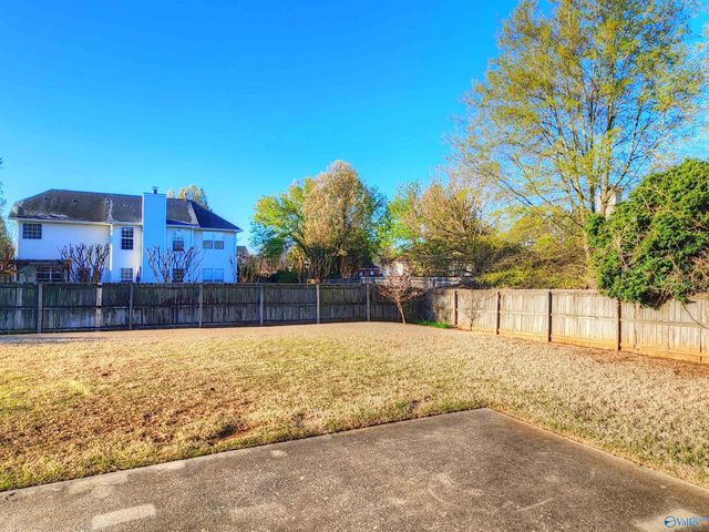 227 Park Stone Drive, Madison, AL 35758