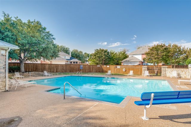 2405 Vail Drive, Mckinney, TX 75070
