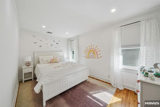 27 Otsego Road, Verona, NJ 07044