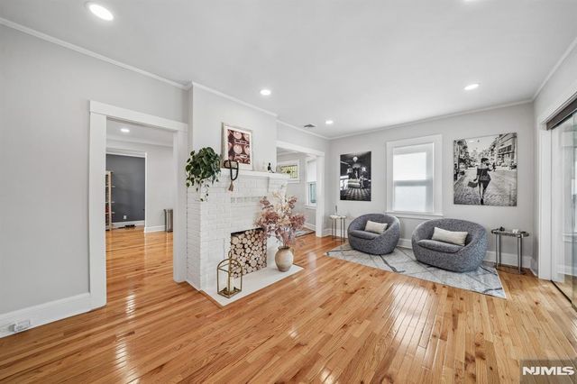 27 Otsego Road, Verona, NJ 07044