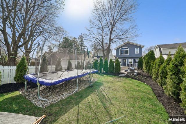 27 Otsego Road, Verona, NJ 07044