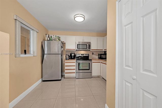 10441 Mahogany Key Cir 101, Miami, FL 33196