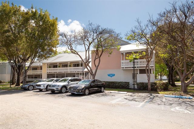 10441 Mahogany Key Cir 101, Miami, FL 33196