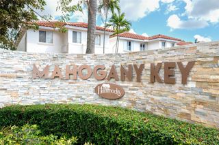 10441 Mahogany Key Cir 101, Miami, FL 33196