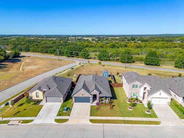 748 Ruellia Street, Weatherford, TX 76086