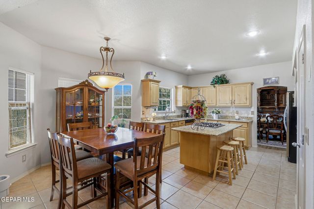 14025 Cliff Rose Court, Horizon City, TX 79928