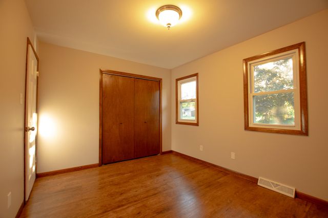 53 Cain Drive, Valparaiso, IN 46383