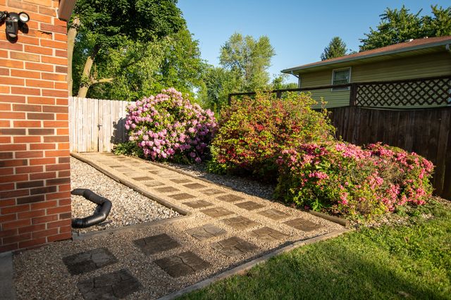 53 Cain Drive, Valparaiso, IN 46383