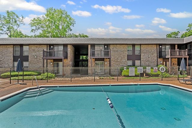 3901 Whitland Ave Apt 28, Nashville, TN 37205