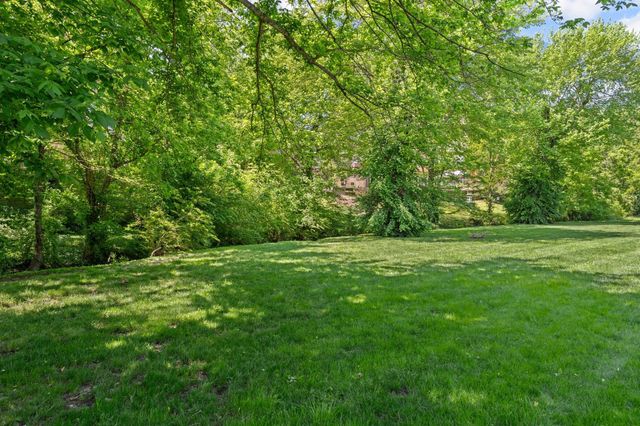 3901 Whitland Ave Apt 28, Nashville, TN 37205