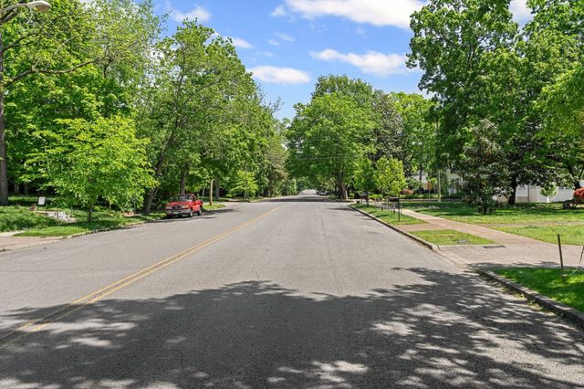 3901 Whitland Ave Apt 28, Nashville, TN 37205