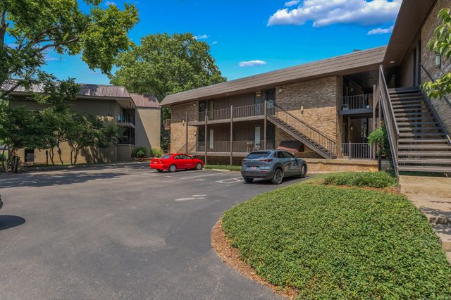 3901 Whitland Ave Apt 28, Nashville, TN 37205