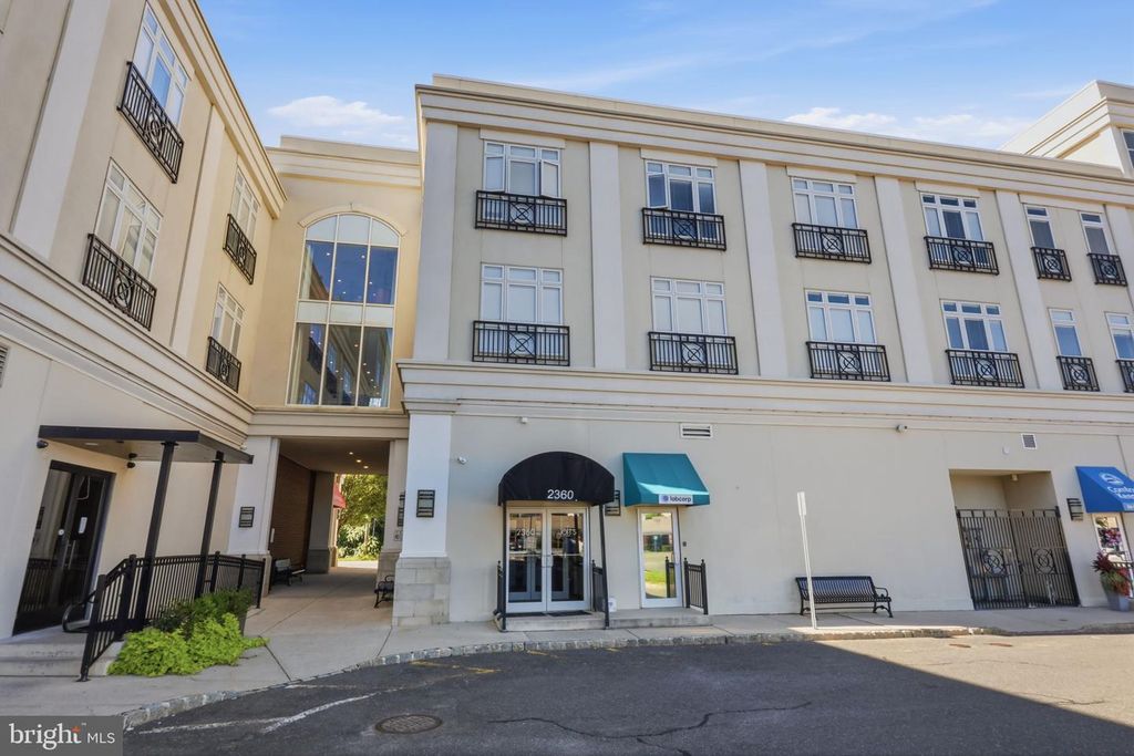 2360 RT-33 #208, ROBBINSVILLE, NJ 08691 — exterior