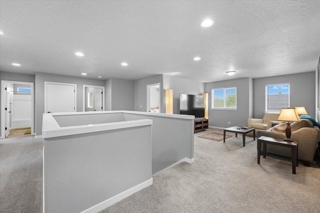 24673 E Blue Ridge Ave, Liberty Lake, WA 99019