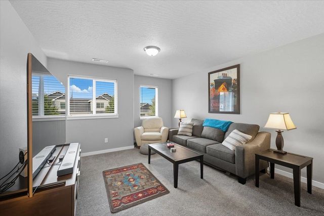 24673 E Blue Ridge Ave, Liberty Lake, WA 99019