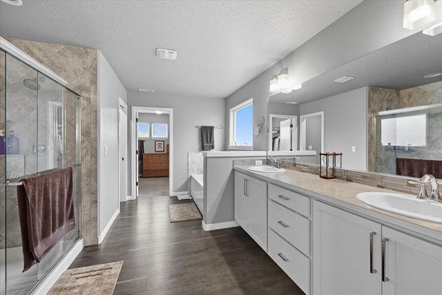 24673 E Blue Ridge Ave, Liberty Lake, WA 99019