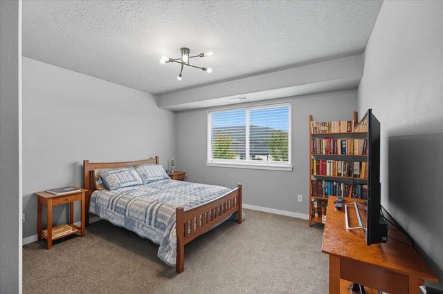 24673 E Blue Ridge Ave, Liberty Lake, WA 99019