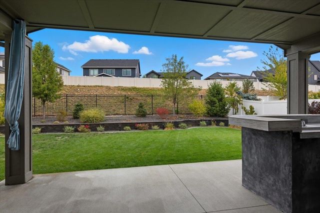 24673 E Blue Ridge Ave, Liberty Lake, WA 99019