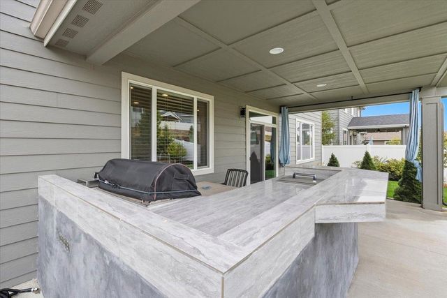 24673 E Blue Ridge Ave, Liberty Lake, WA 99019