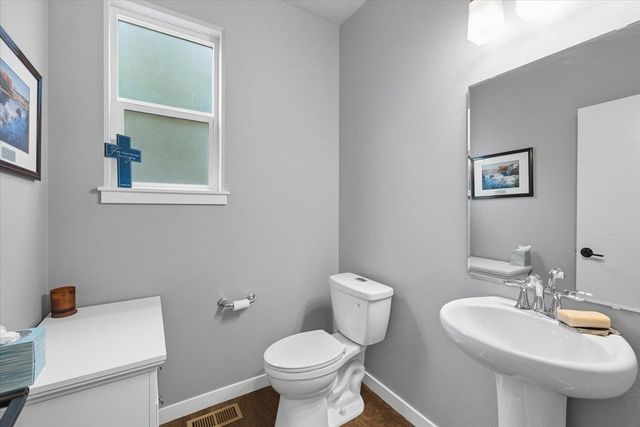 24673 E Blue Ridge Ave, Liberty Lake, WA 99019