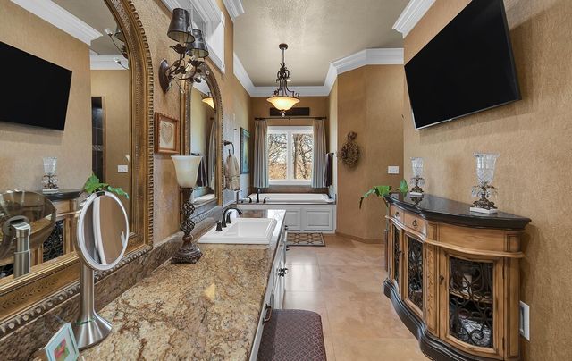 675 Cedar Canyon Road, Crawford, TX 76638