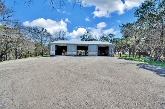 675 Cedar Canyon Road, Crawford, TX 76638