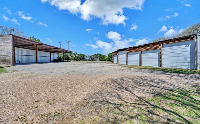 675 Cedar Canyon Road, Crawford, TX 76638